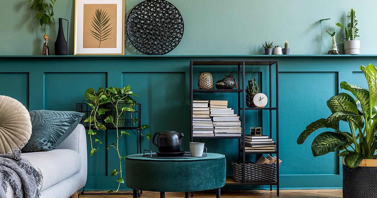 Team focus in living room